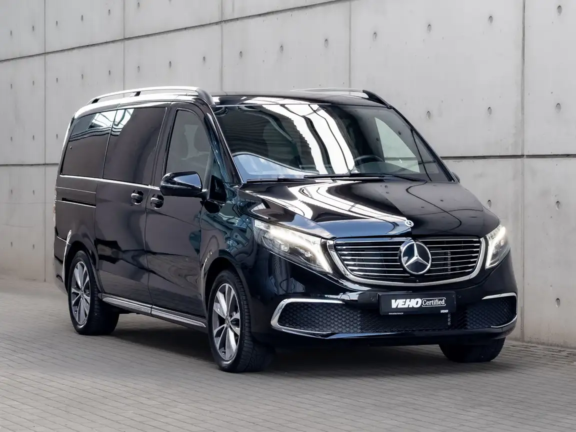 MERCEDES-BENZ EQV