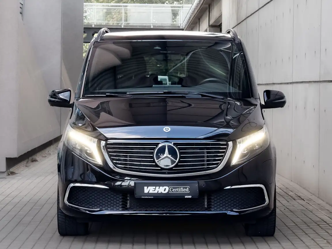 MERCEDES-BENZ EQV