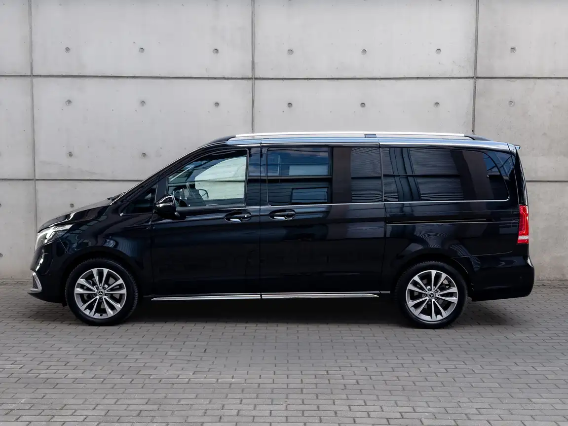 MERCEDES-BENZ EQV