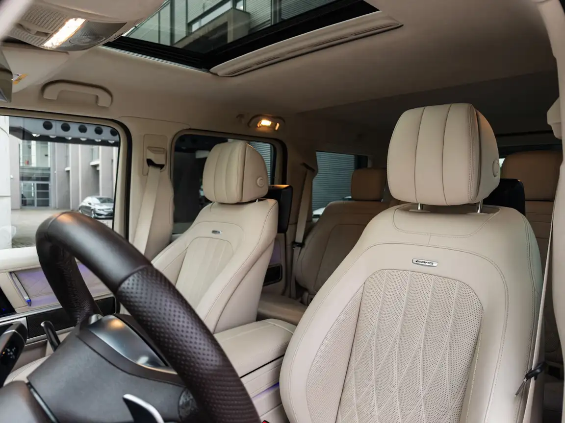MERCEDES-BENZ G-CLASS