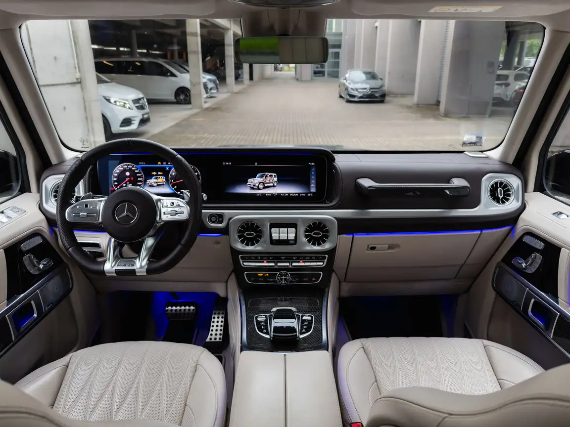 MERCEDES-BENZ G-CLASS