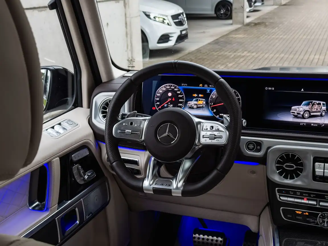 MERCEDES-BENZ G-CLASS