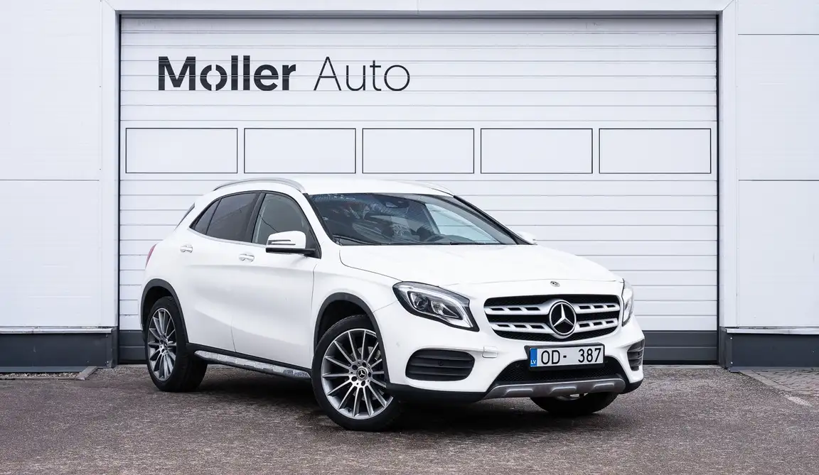 MERCEDES-BENZ GLA