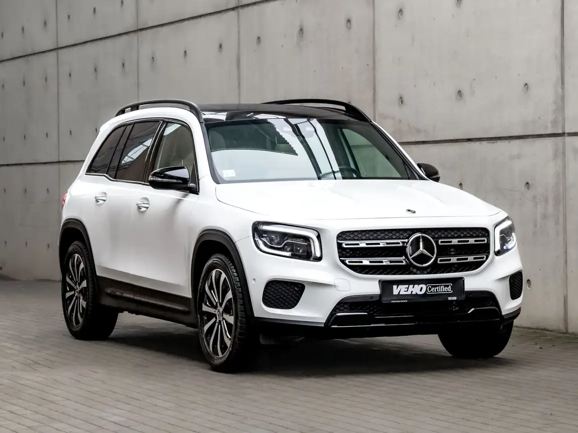 MERCEDES-BENZ GLB