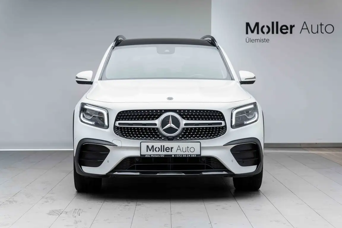 MERCEDES-BENZ GLB