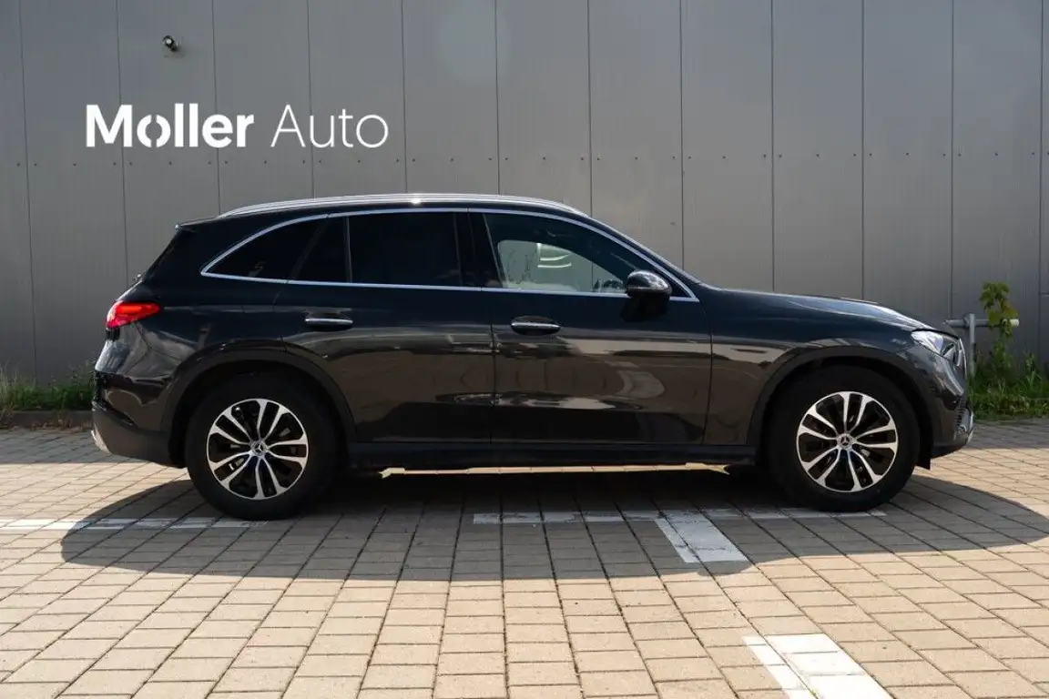 MERCEDES-BENZ GLC