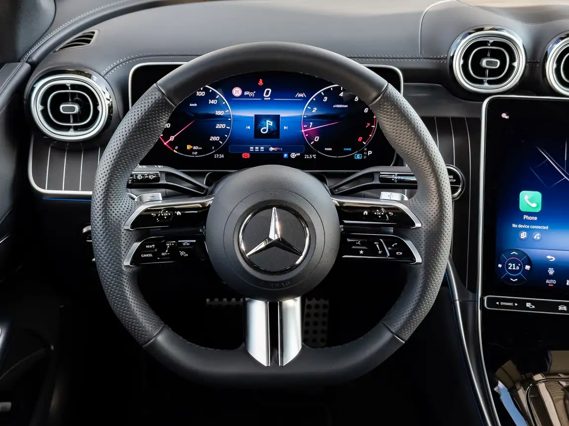 MERCEDES-BENZ GLC