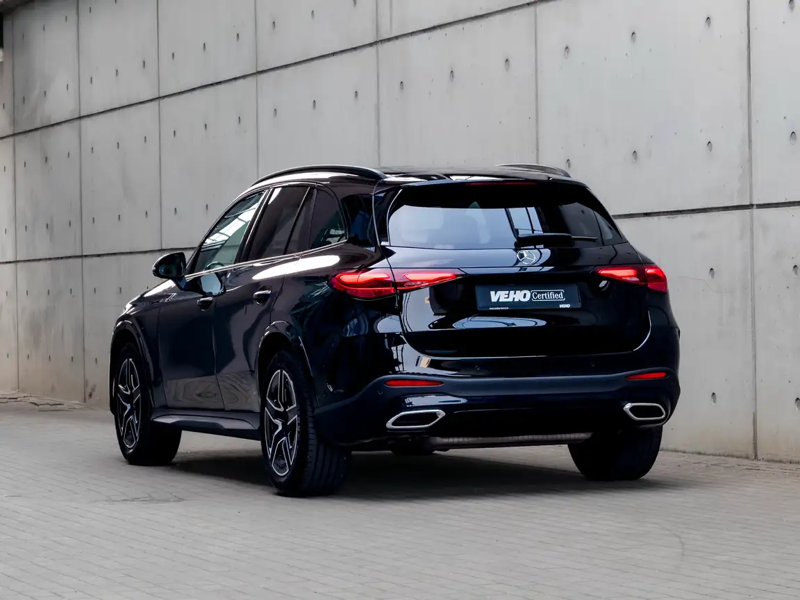 MERCEDES-BENZ GLC