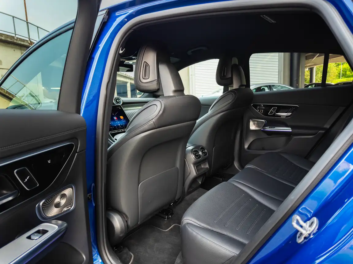 MERCEDES-BENZ GLC