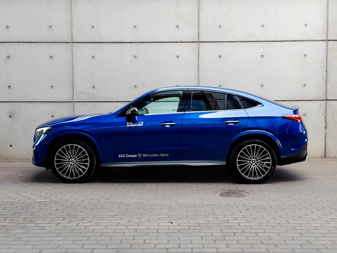 MERCEDES-BENZ GLC
