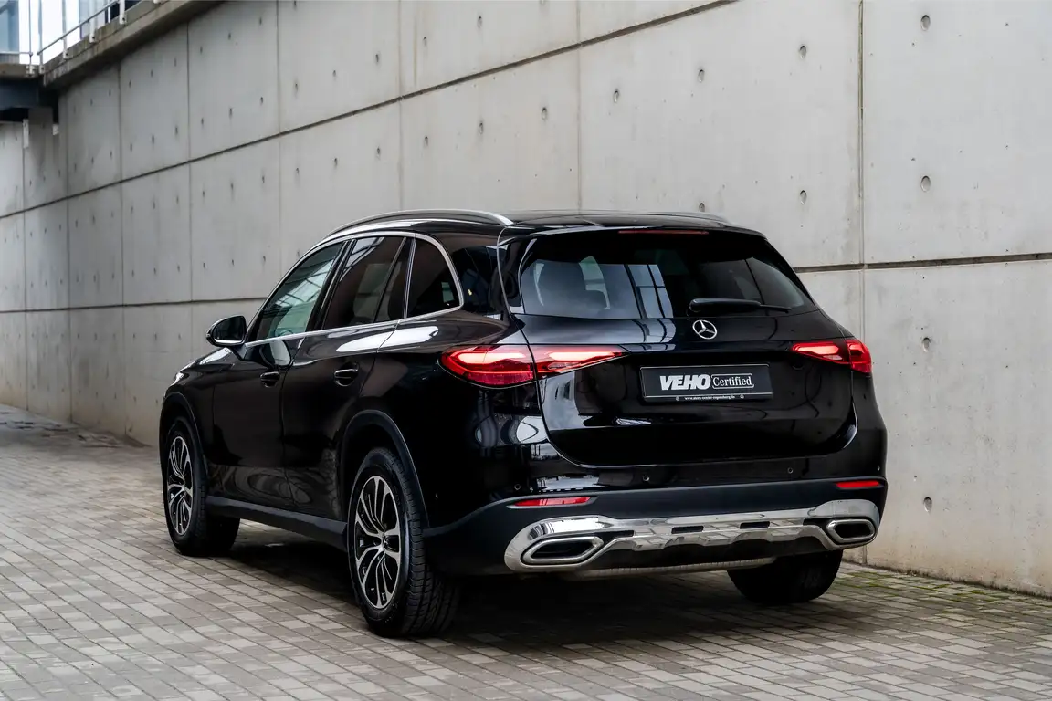 MERCEDES-BENZ GLC