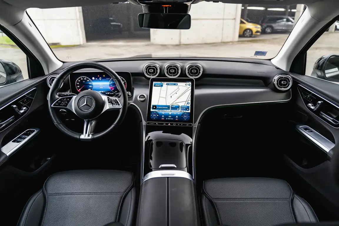 MERCEDES-BENZ GLC