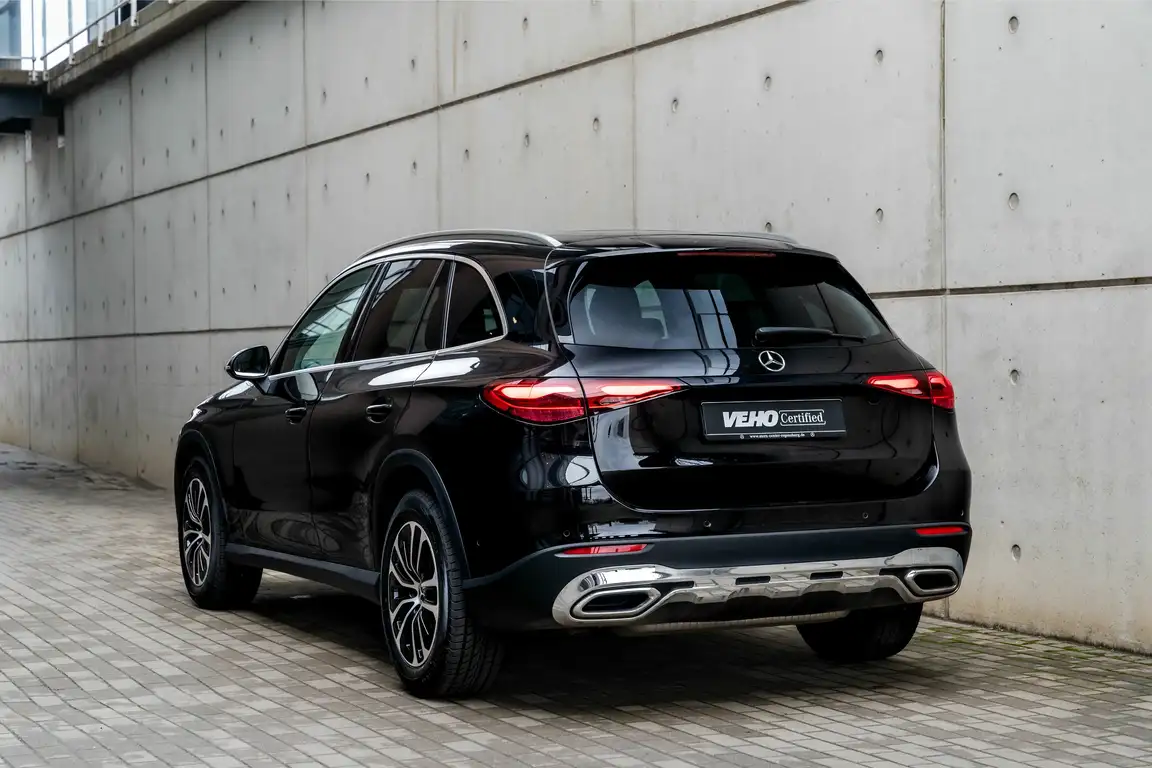 MERCEDES-BENZ GLC