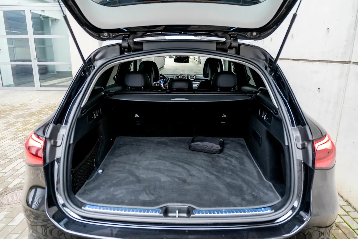 MERCEDES-BENZ GLC