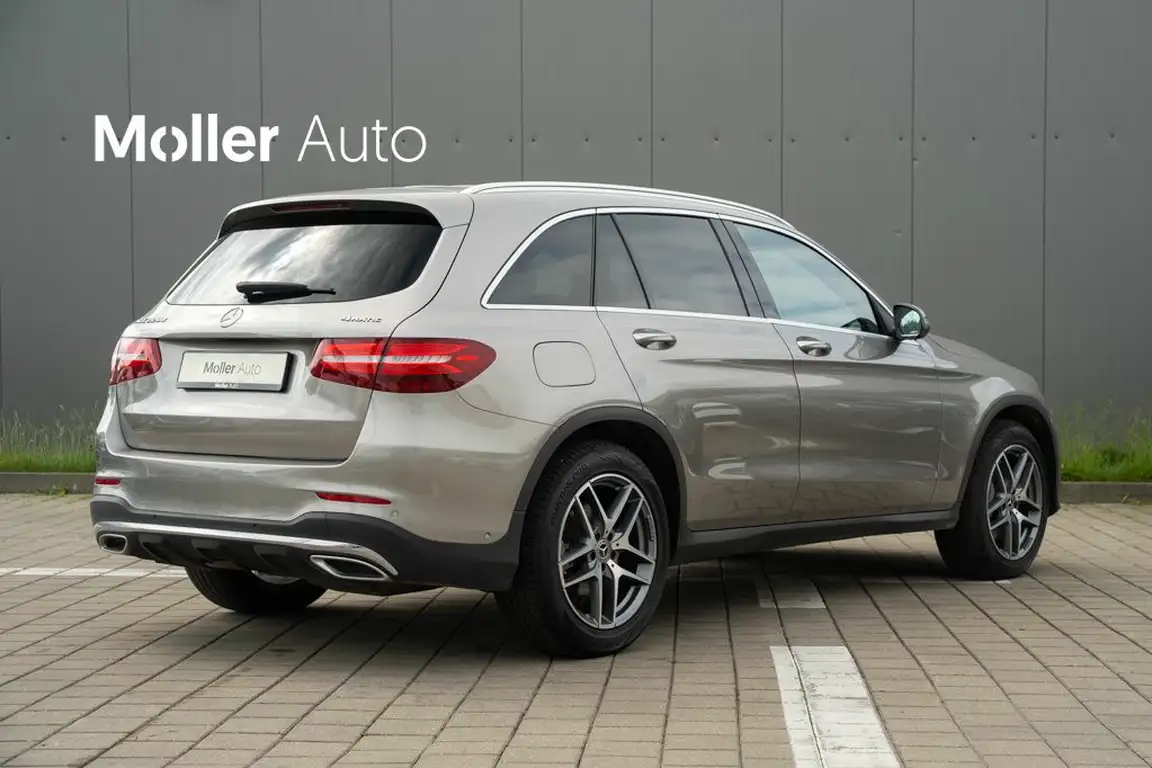 MERCEDES-BENZ GLC