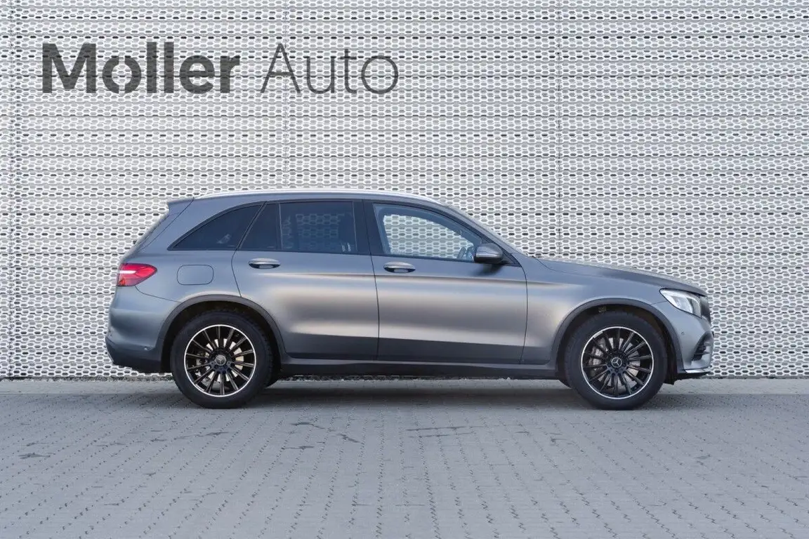 MERCEDES-BENZ GLC