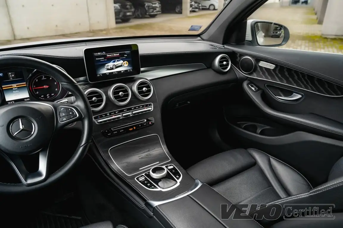 MERCEDES-BENZ GLC