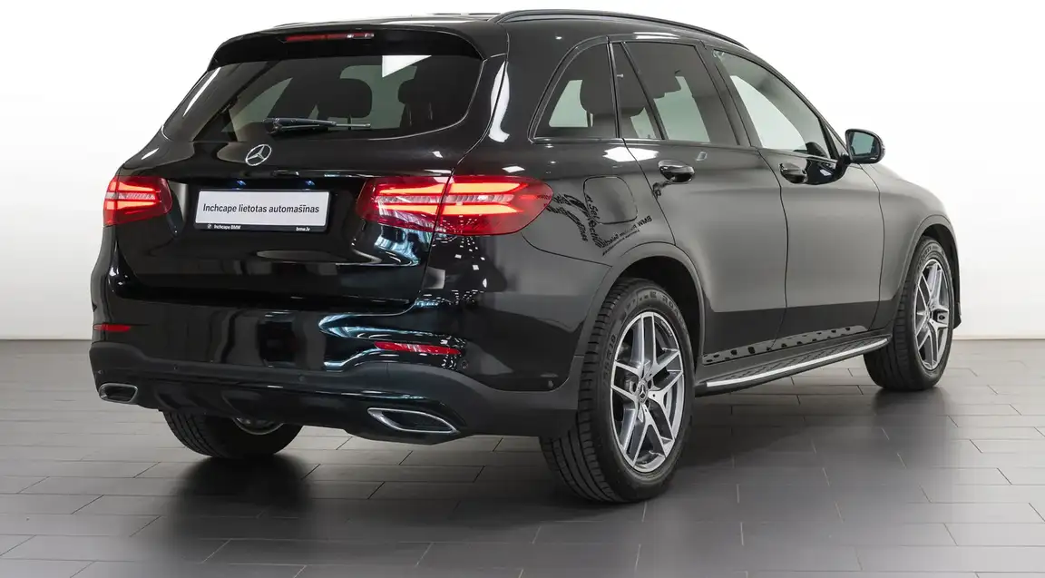 MERCEDES-BENZ GLC