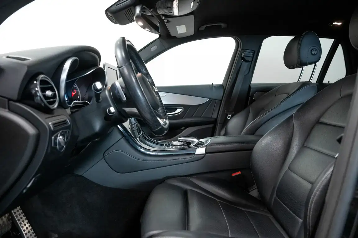 MERCEDES-BENZ GLC