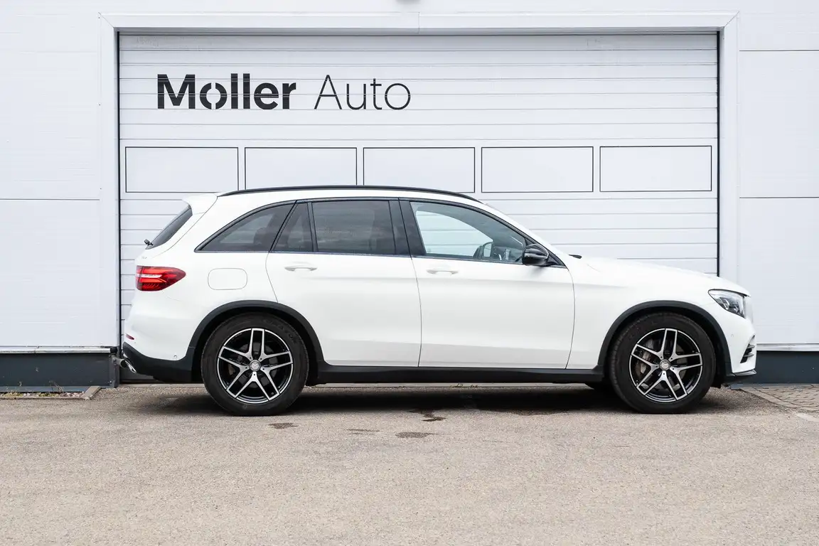 MERCEDES-BENZ GLC