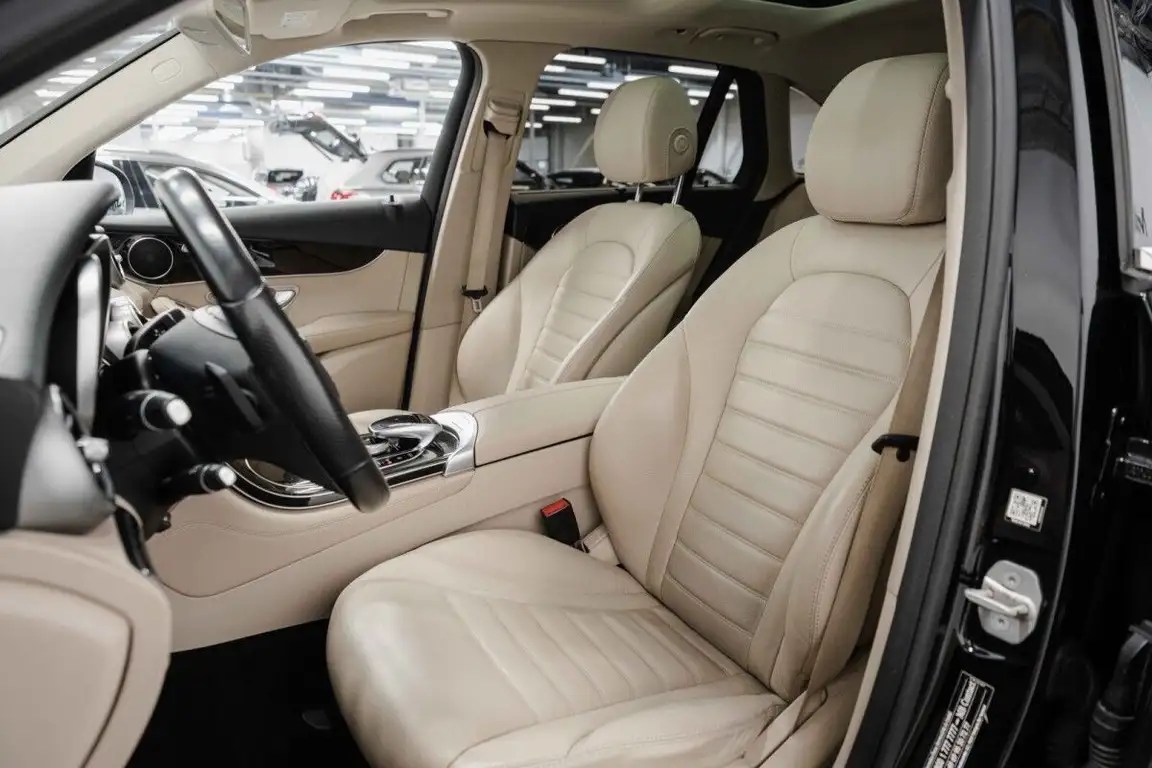 MERCEDES-BENZ GLC