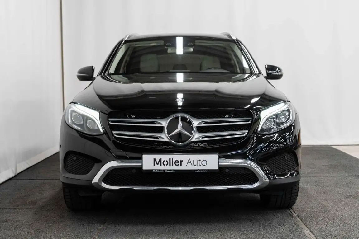 MERCEDES-BENZ GLC