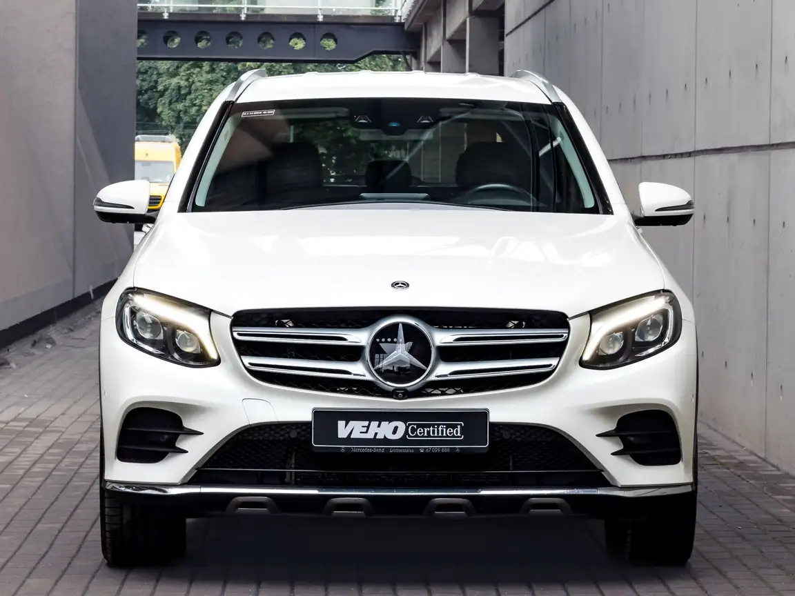 MERCEDES-BENZ GLC