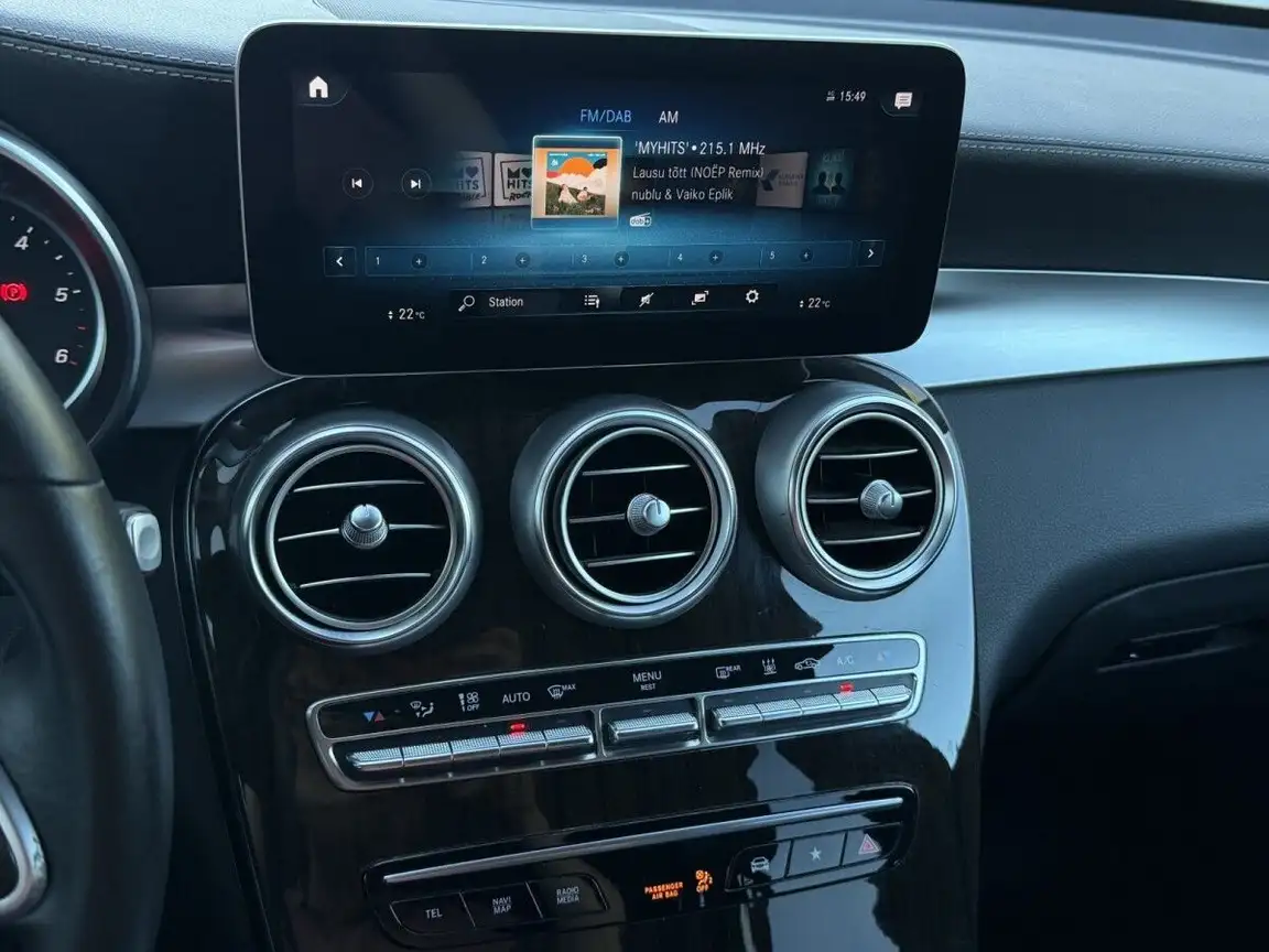 MERCEDES-BENZ GLC