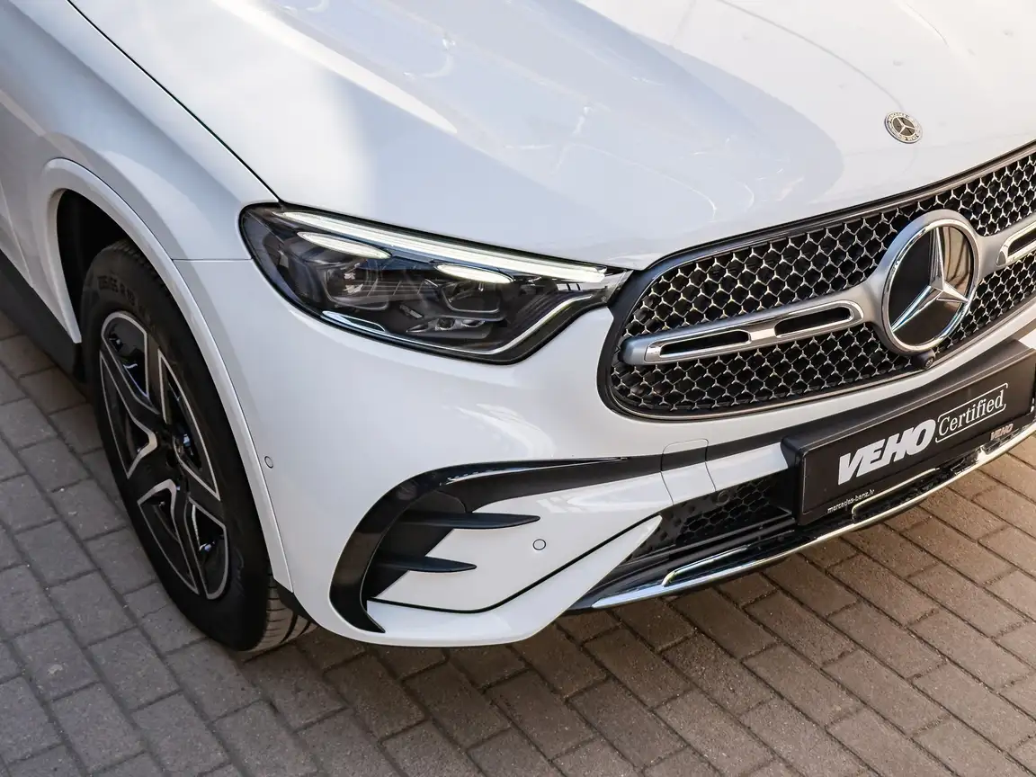 MERCEDES-BENZ GLC