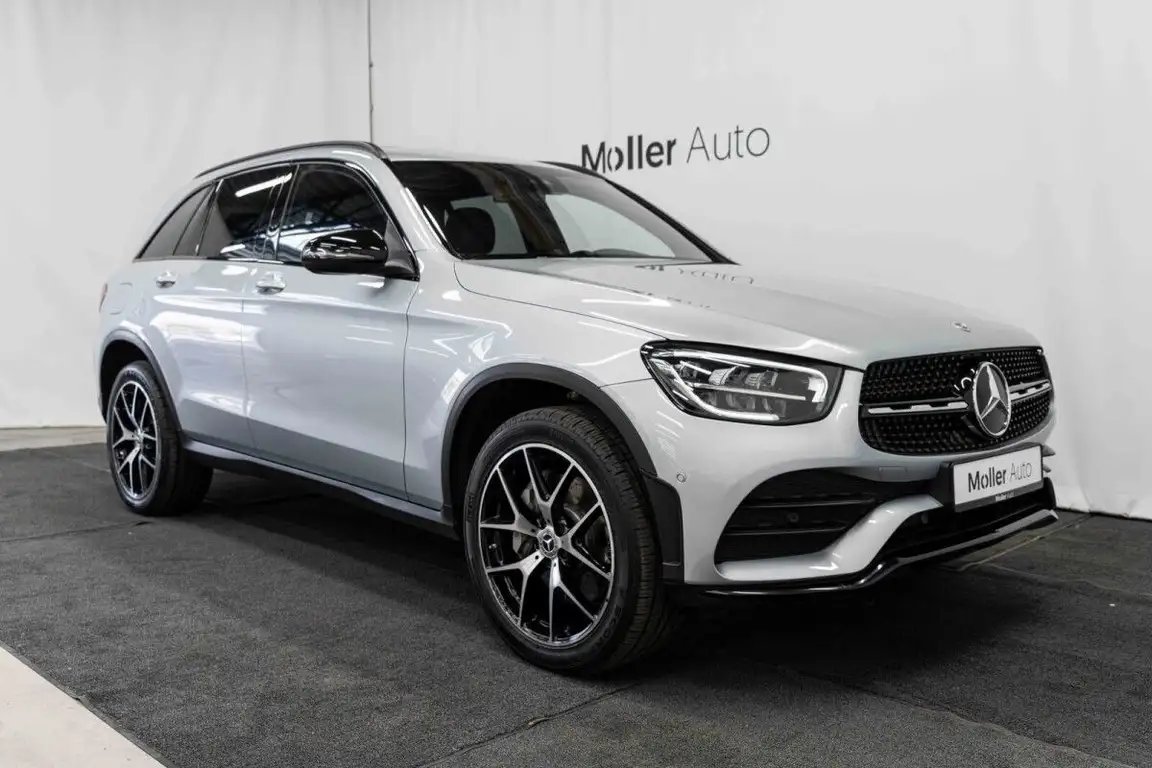 MERCEDES-BENZ GLC