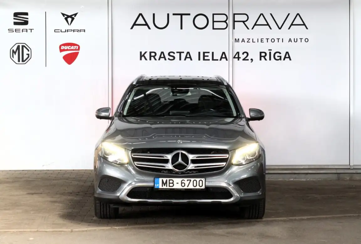 MERCEDES-BENZ GLC