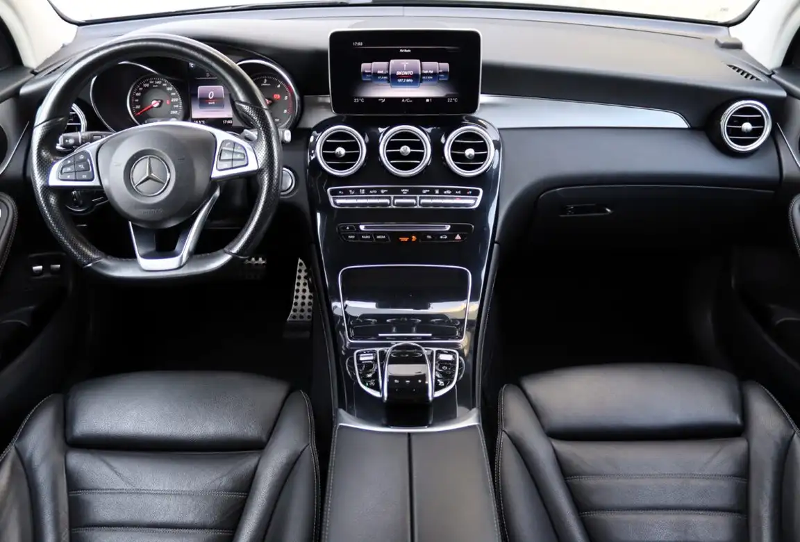 MERCEDES-BENZ GLC