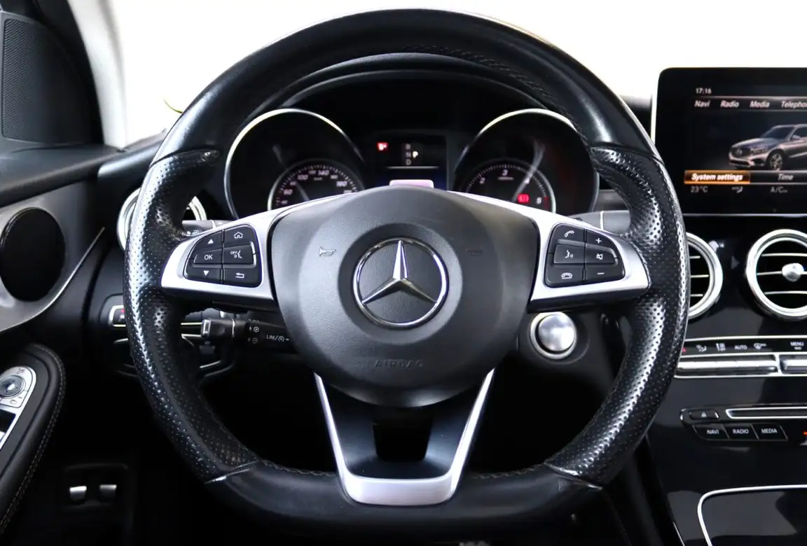 MERCEDES-BENZ GLC