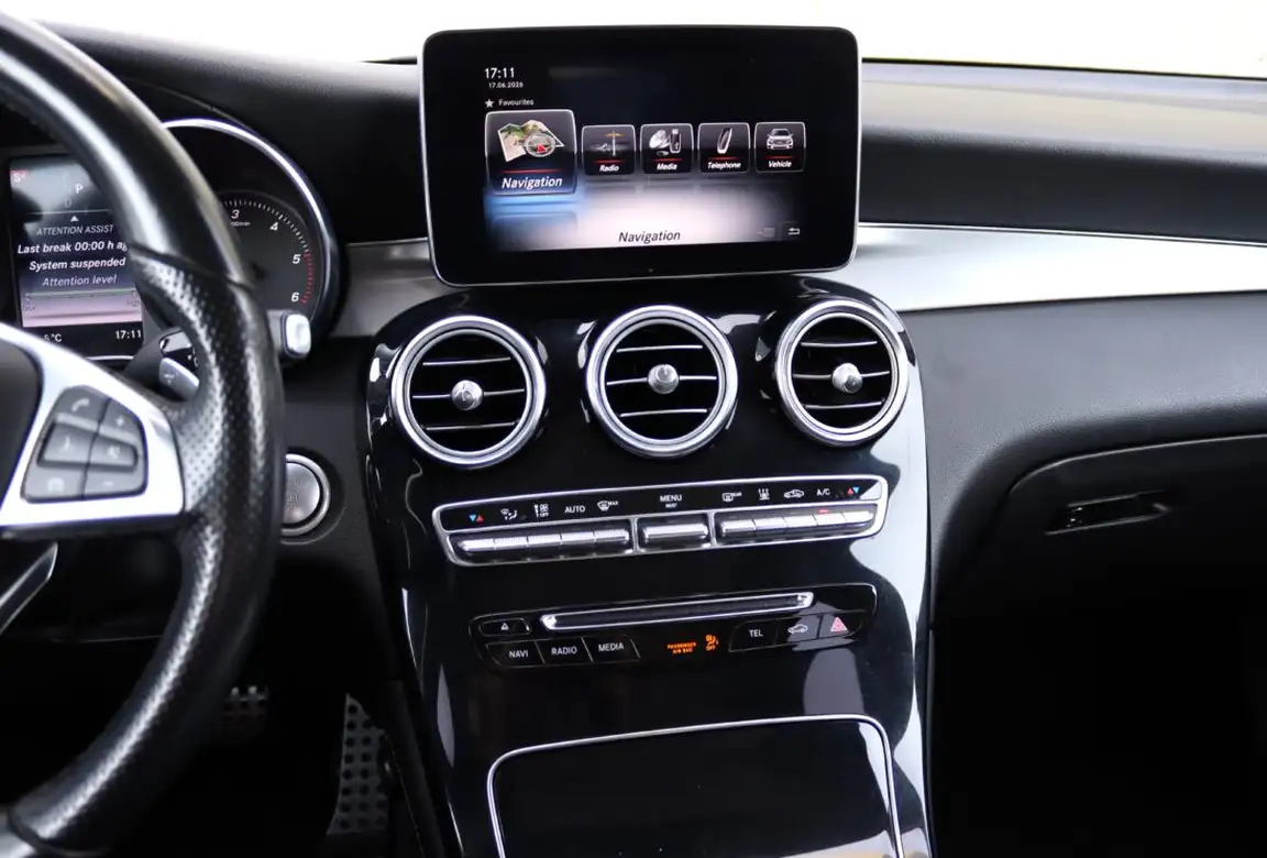 MERCEDES-BENZ GLC