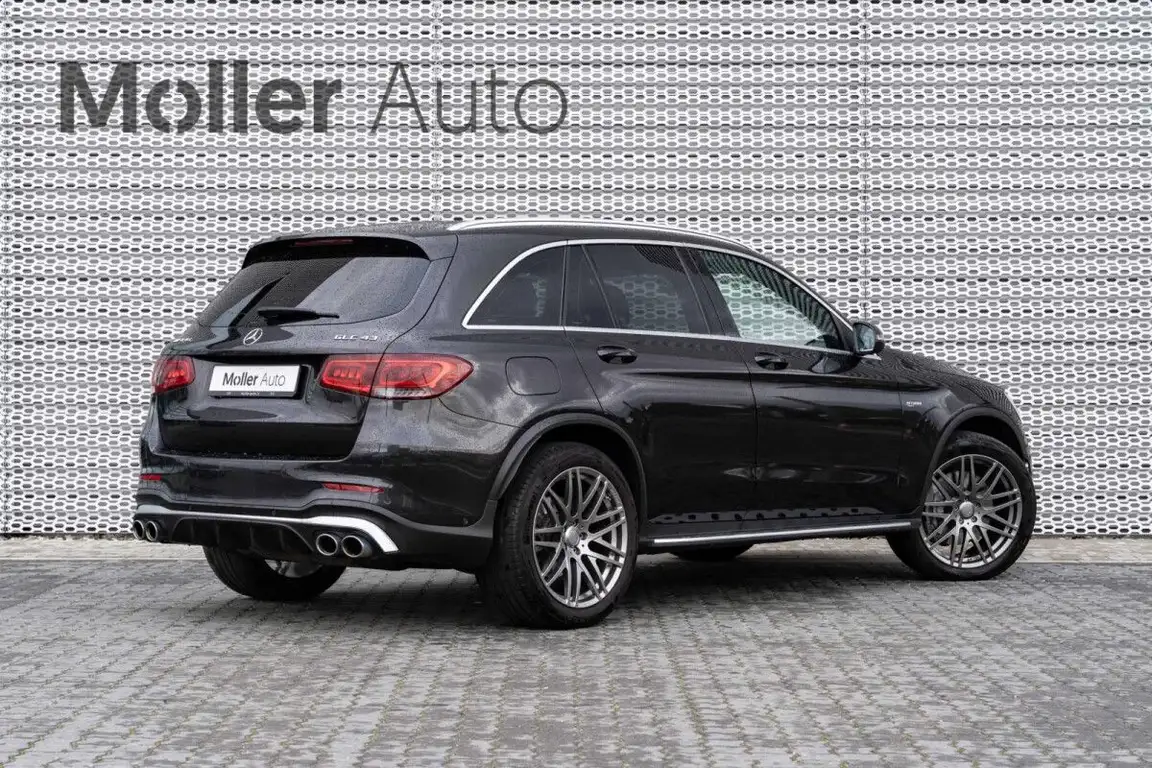 MERCEDES-BENZ GLC