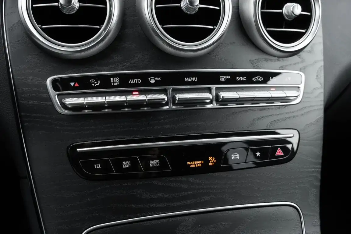 MERCEDES-BENZ GLC