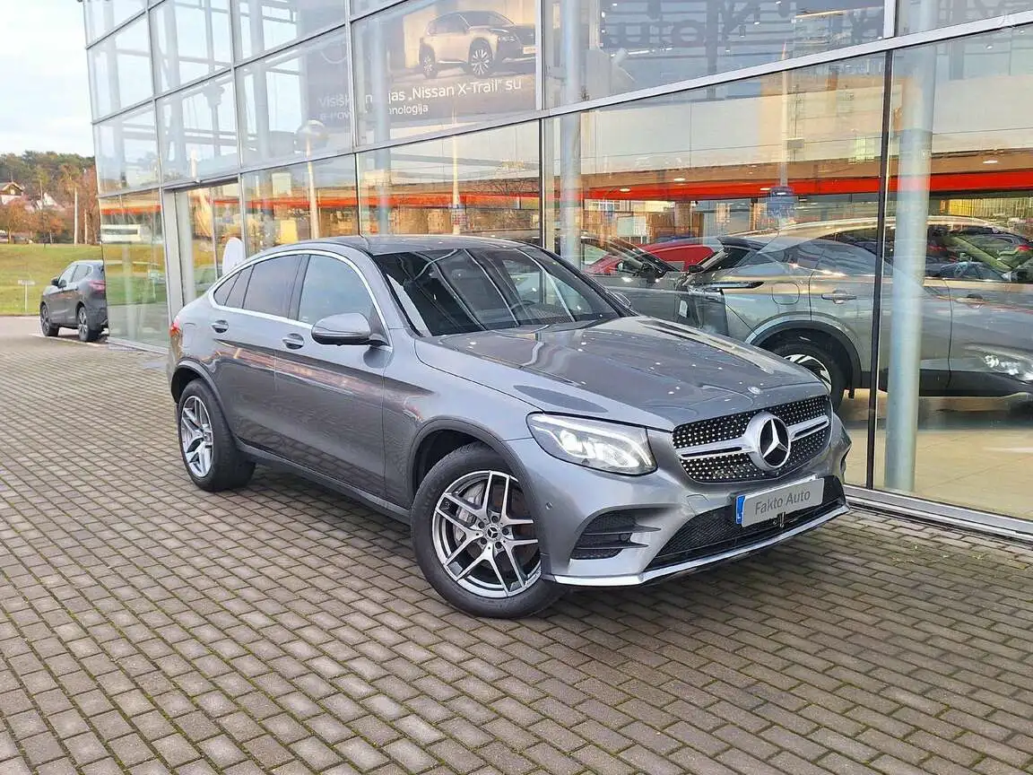 MERCEDES-BENZ GLC