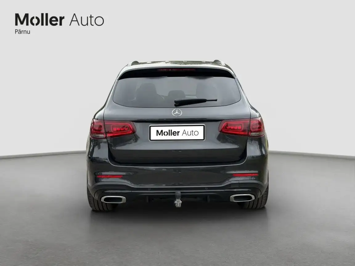 MERCEDES-BENZ GLC