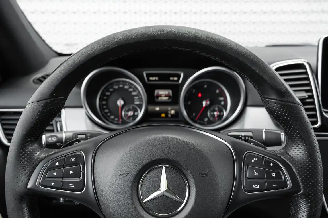 MERCEDES-BENZ GLE