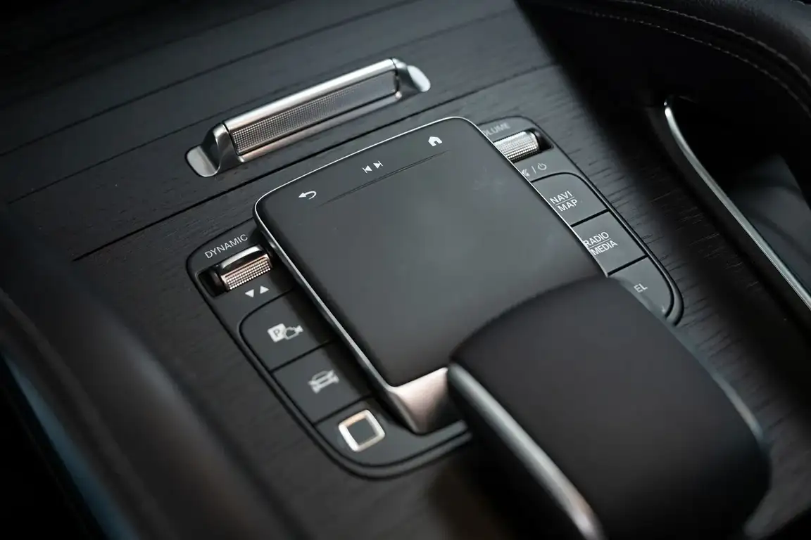 MERCEDES-BENZ GLE