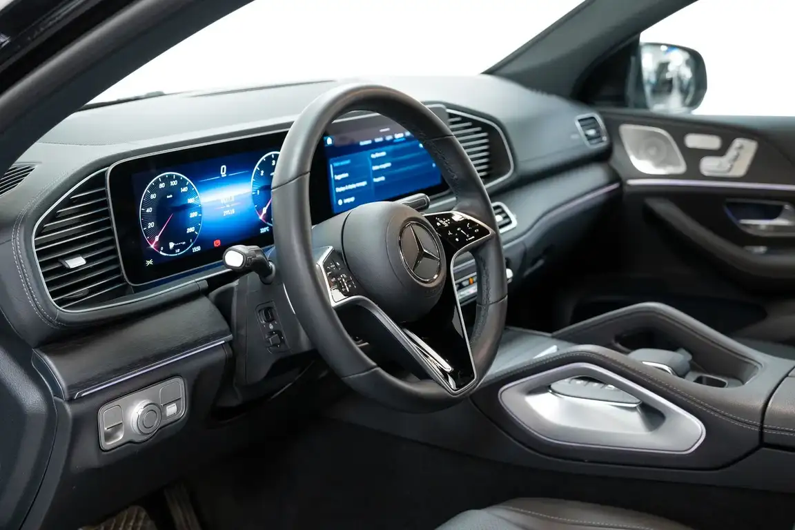 MERCEDES-BENZ GLE