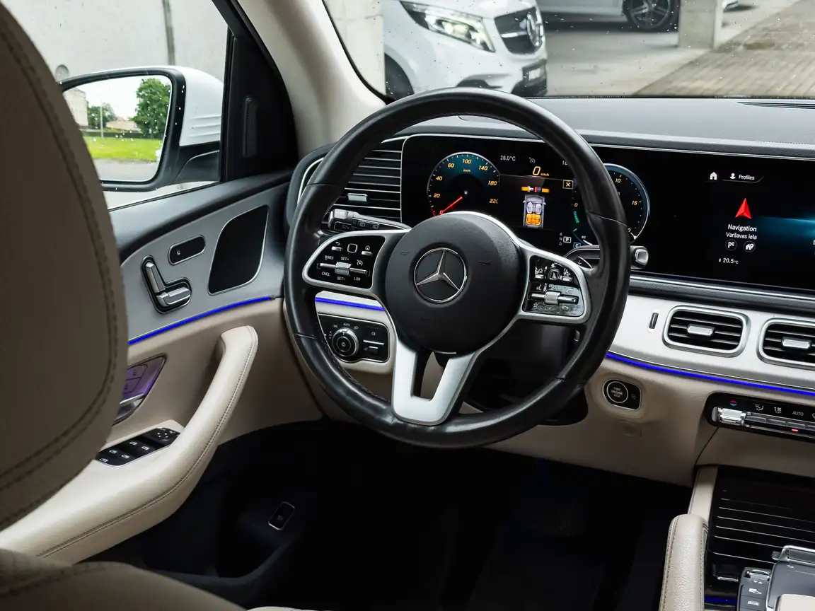 MERCEDES-BENZ GLE