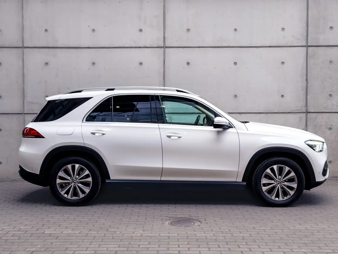 MERCEDES-BENZ GLE