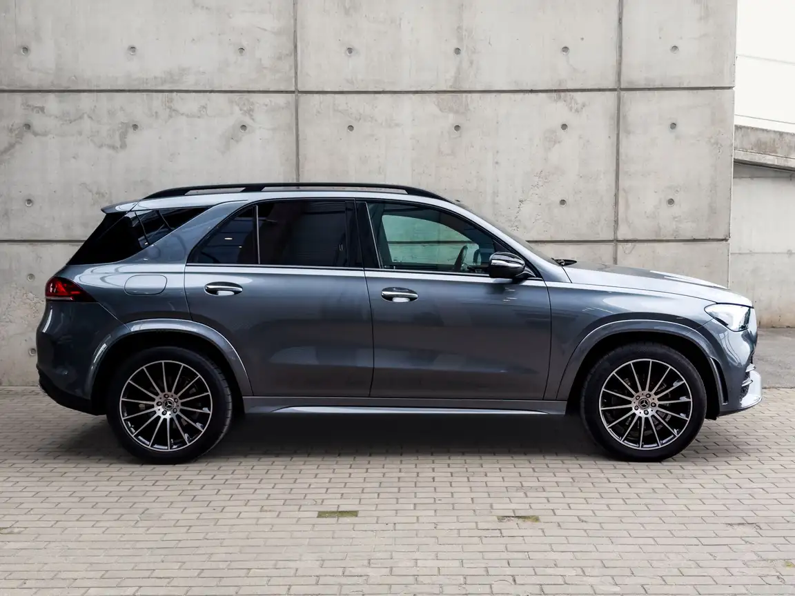 MERCEDES-BENZ GLE
