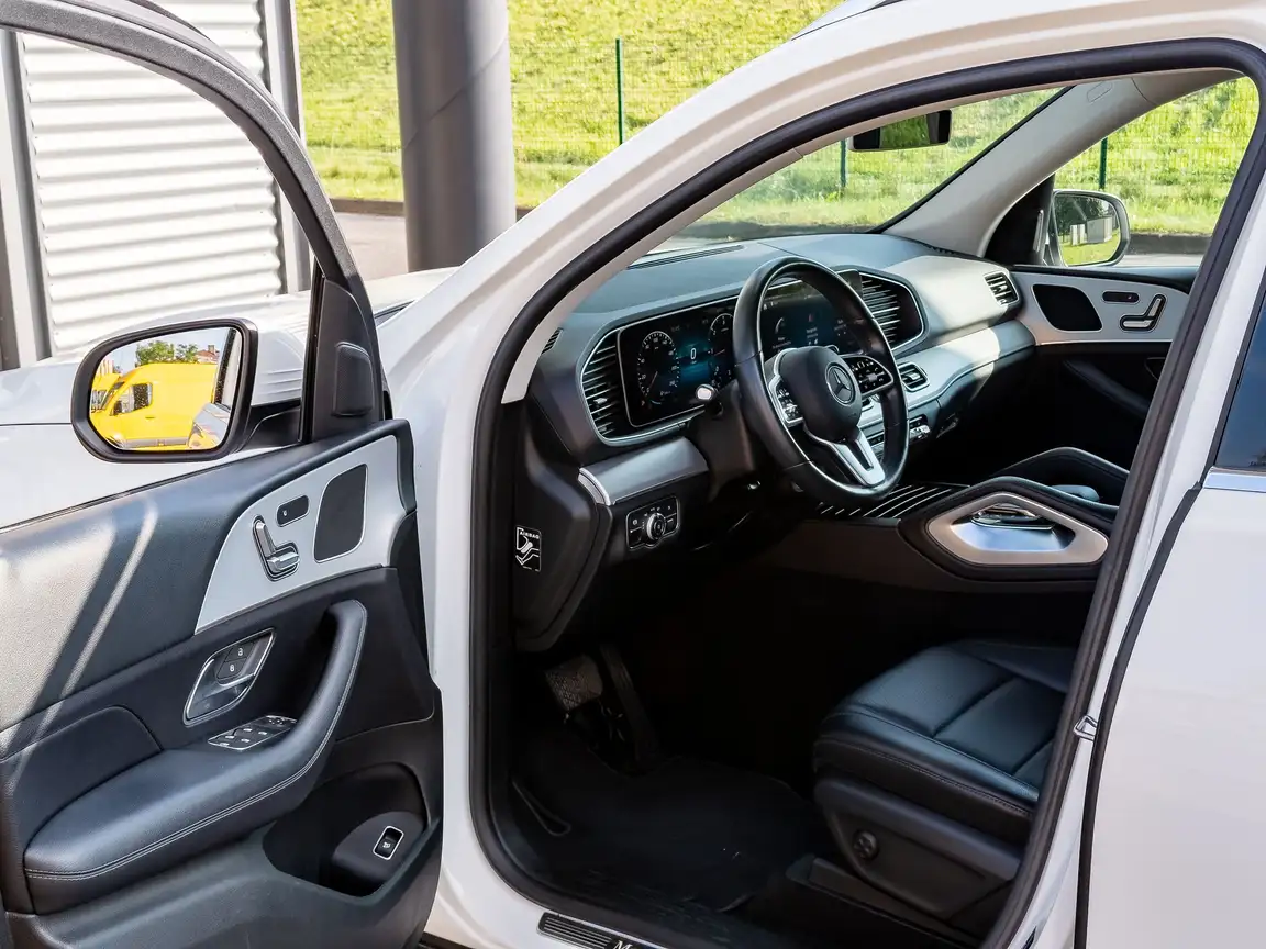 MERCEDES-BENZ GLE