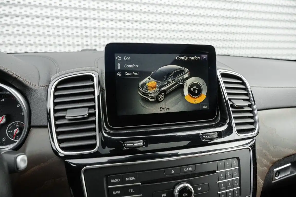 MERCEDES-BENZ GLE