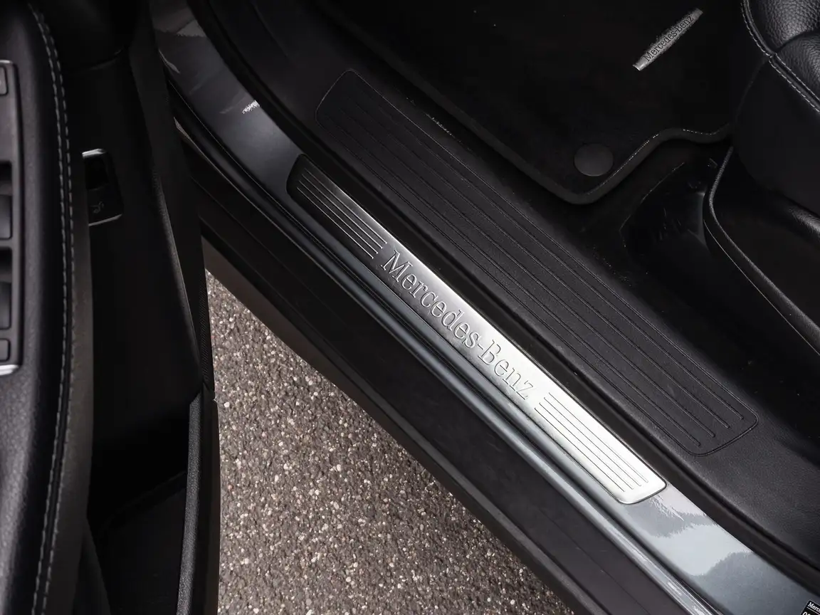 MERCEDES-BENZ GLE
