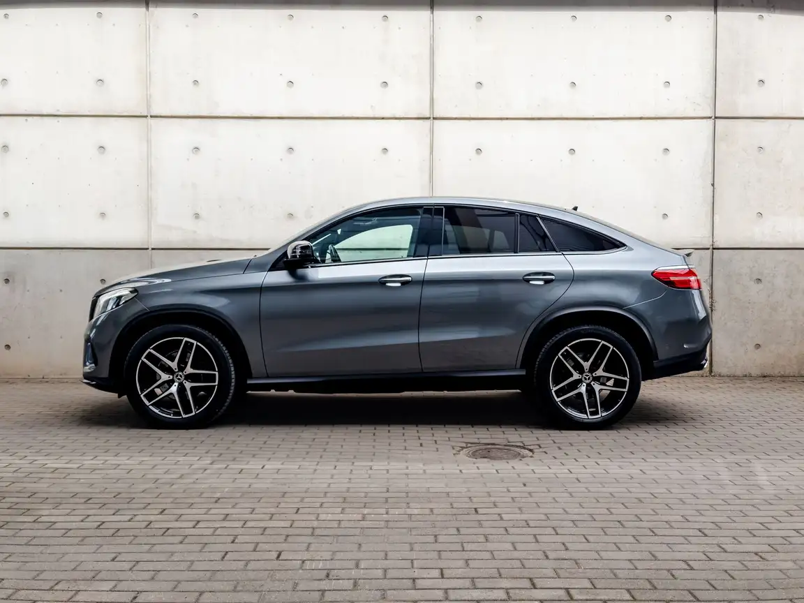 MERCEDES-BENZ GLE