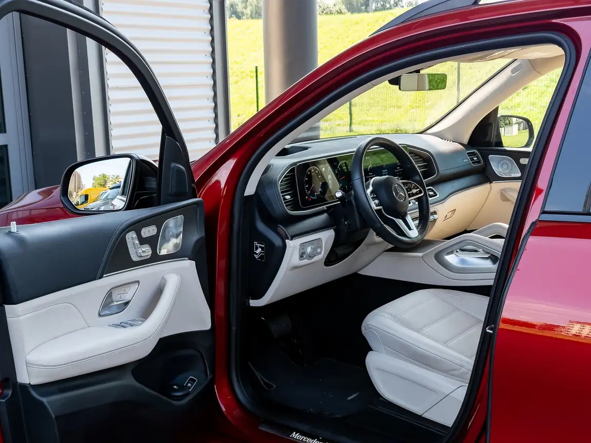 MERCEDES-BENZ GLE