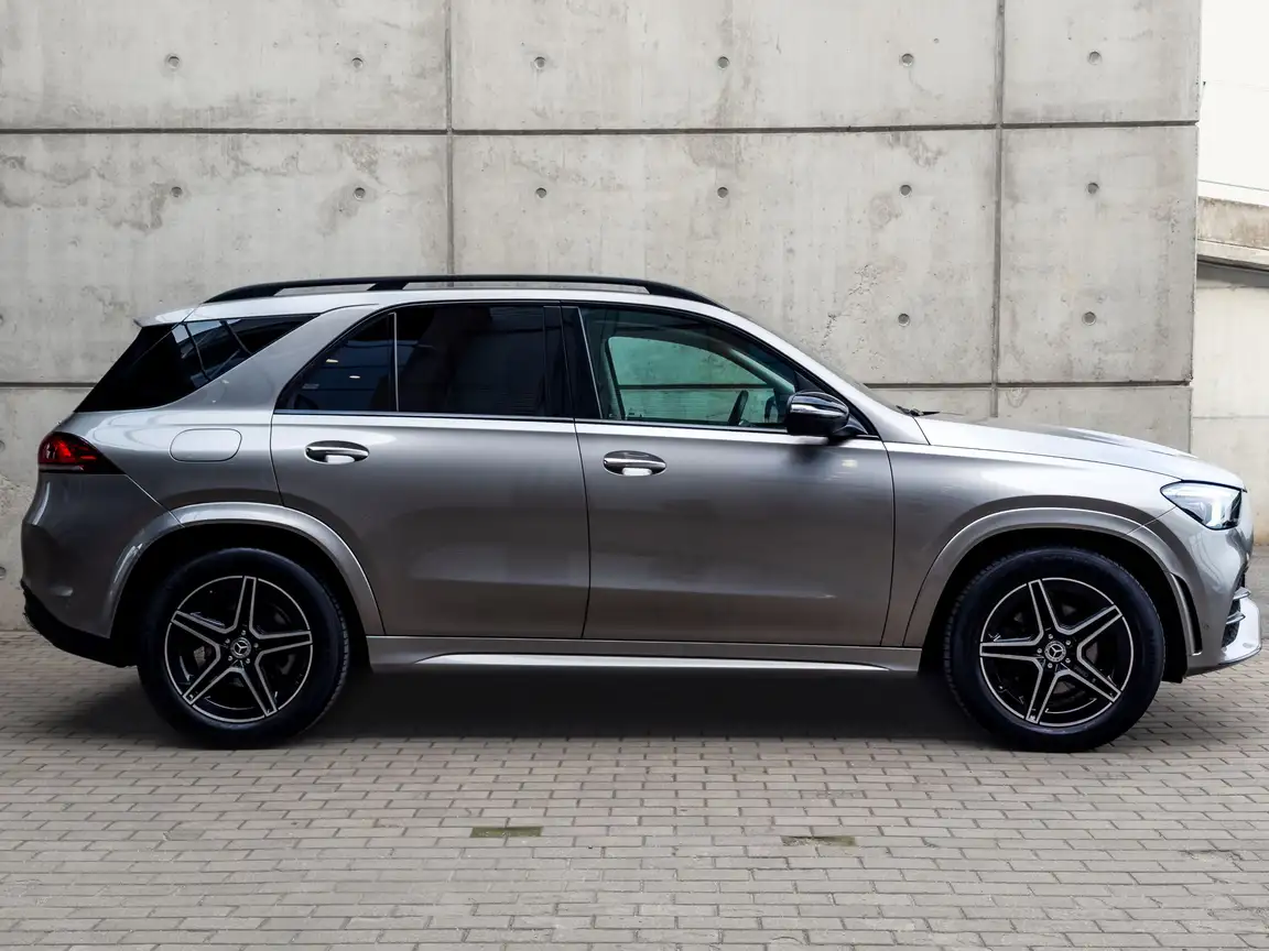 MERCEDES-BENZ GLE